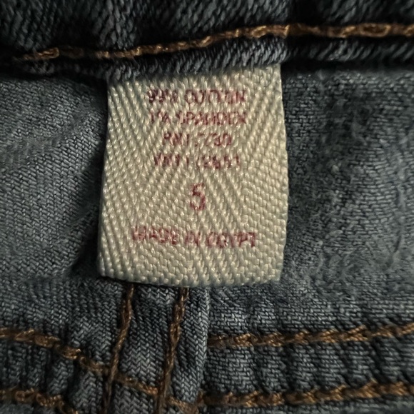 🚫SOLD🚫 Mossimo Low Cut Jean Shorts - Picture 5 of 6